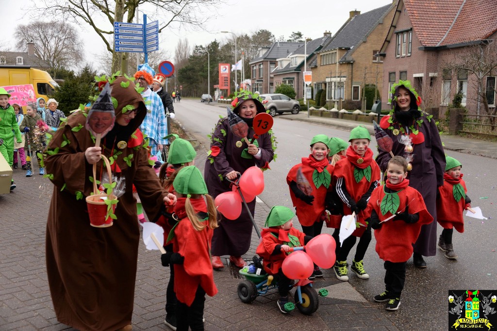 ../Images/Kinderoptocht 2017 014.jpg